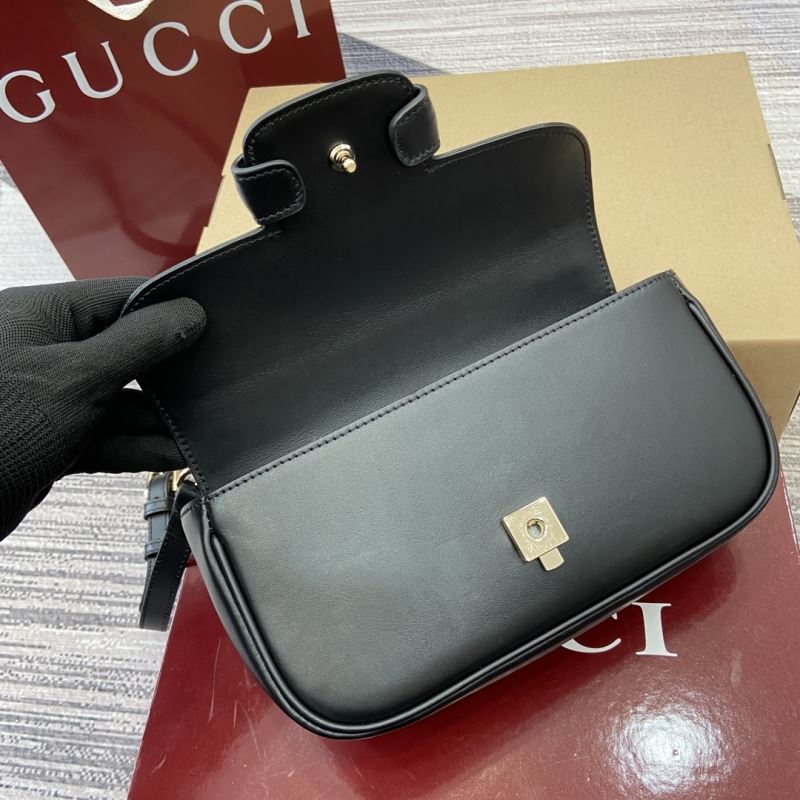 Gvc*1 horsebit bags
